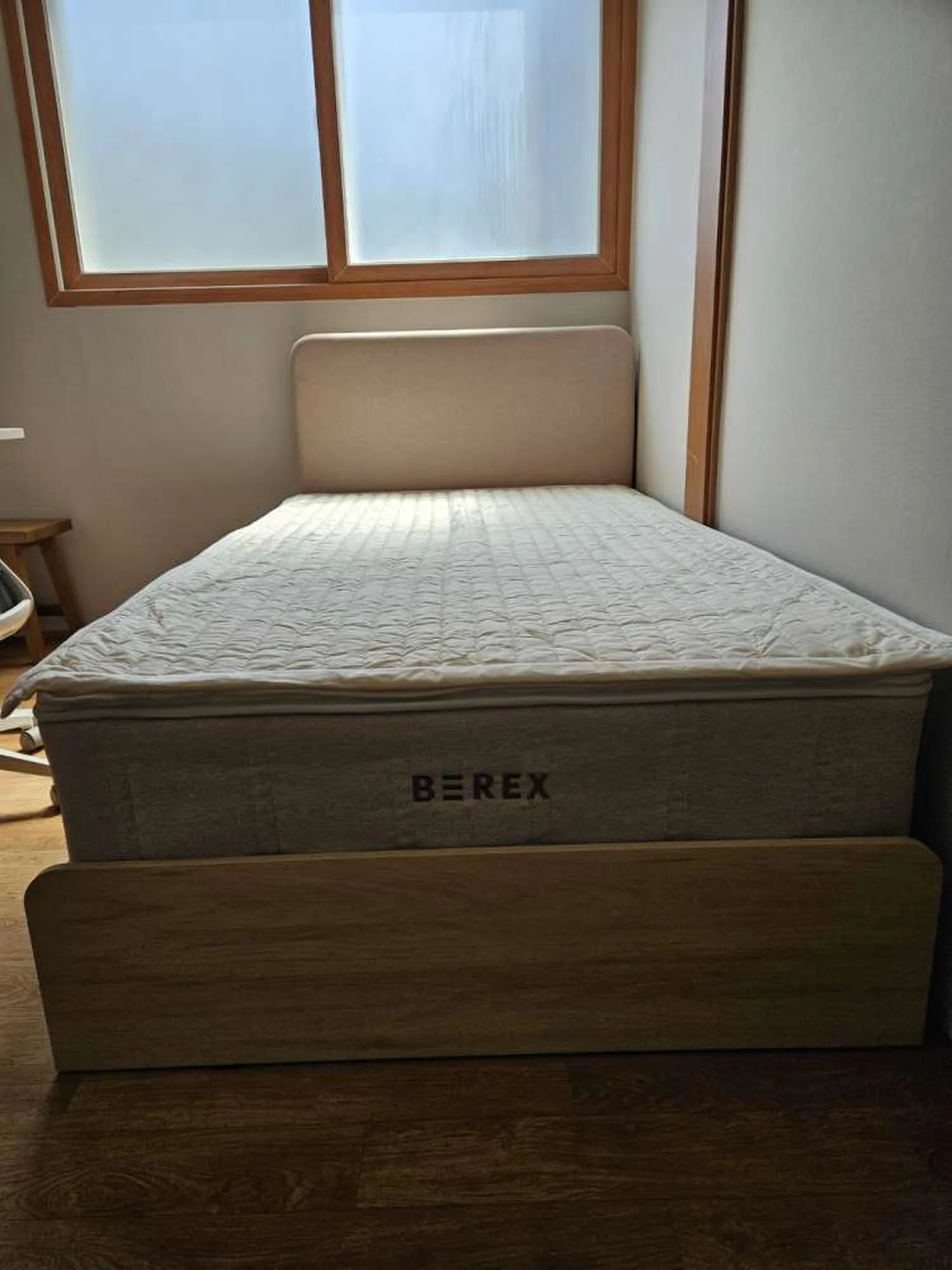 송도 BEREX 하이브리드 4 매트리스 설치 사진